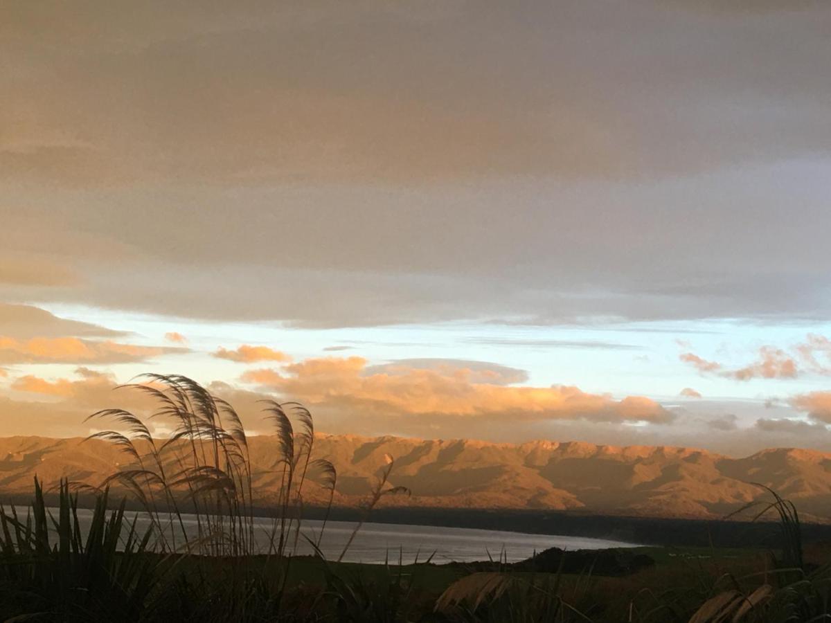 “The Cliffs” Humpridge View Motels Tuatapere Luaran gambar