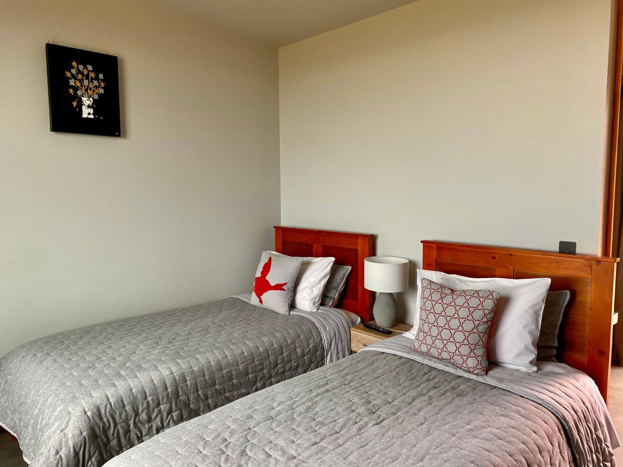 “The Cliffs” Humpridge View Motels Tuatapere Luaran gambar